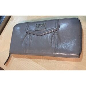 Coach Madison Accordian Zip Around Wallet Gray
